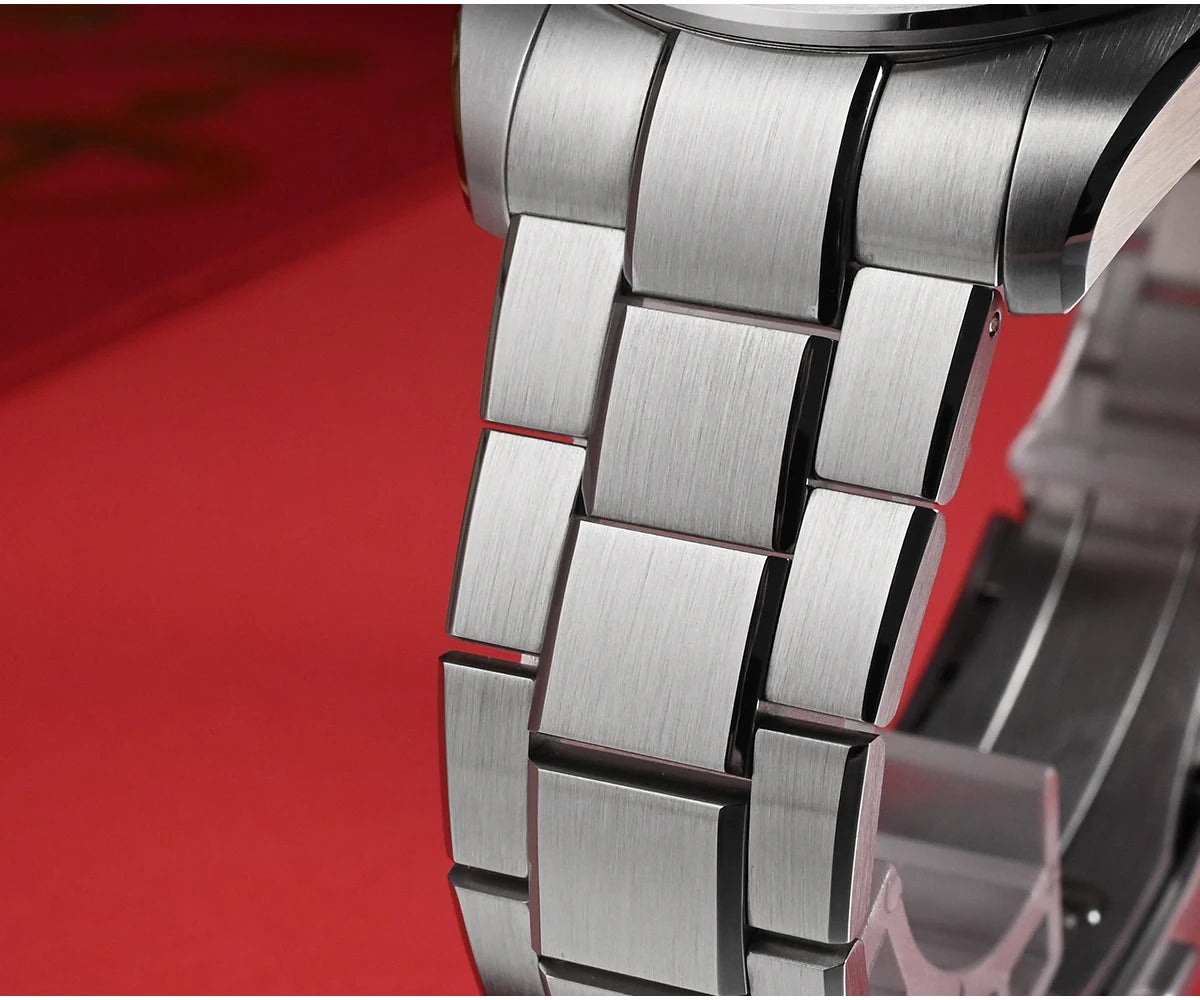 San Martin Guilloché Armband Makro