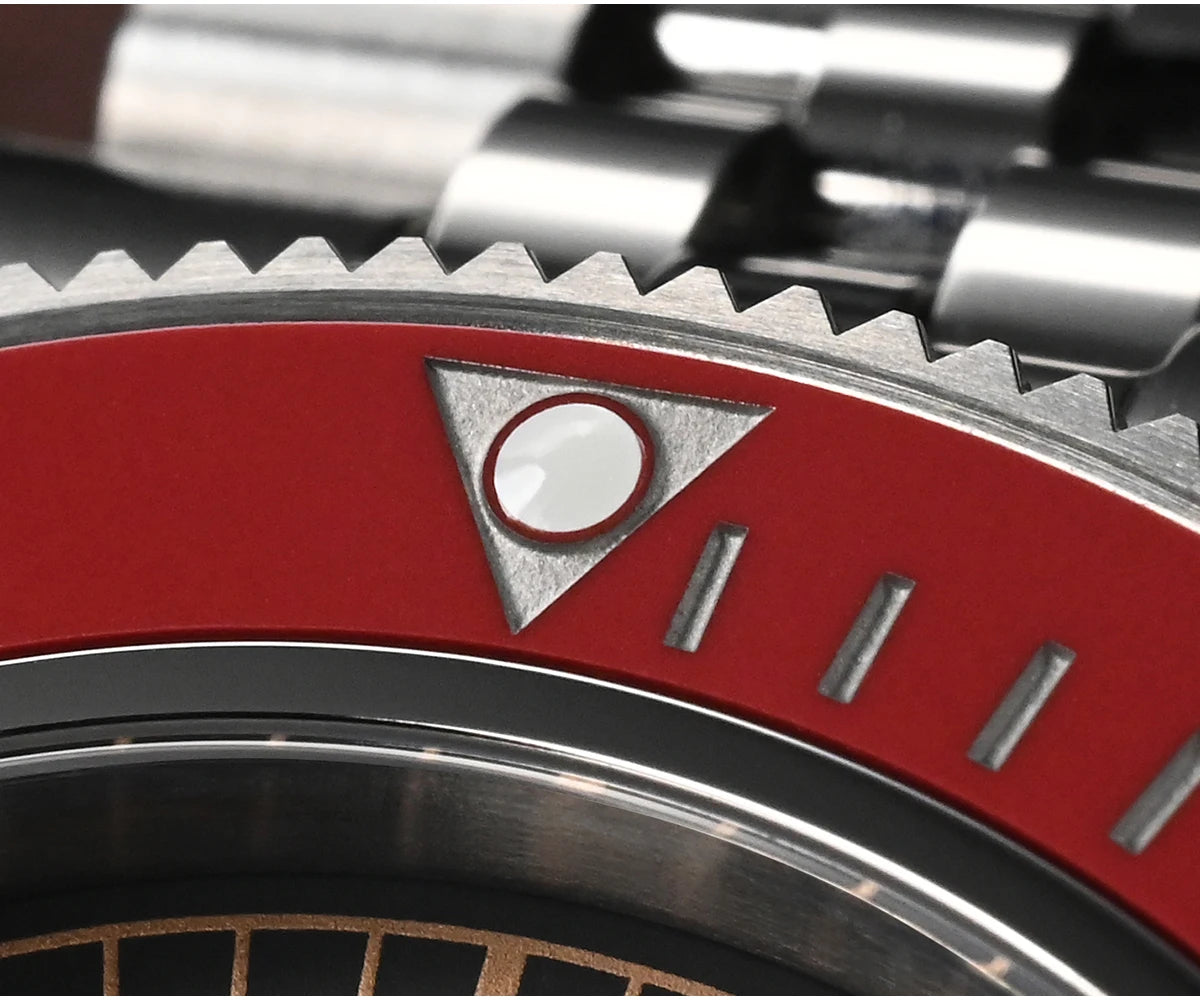 San Martin SN0128 BB Taucheruhr Luenette Detail