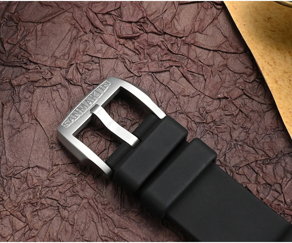 San Martin SN0125 Titan Taucheruhr Schliesse Detail