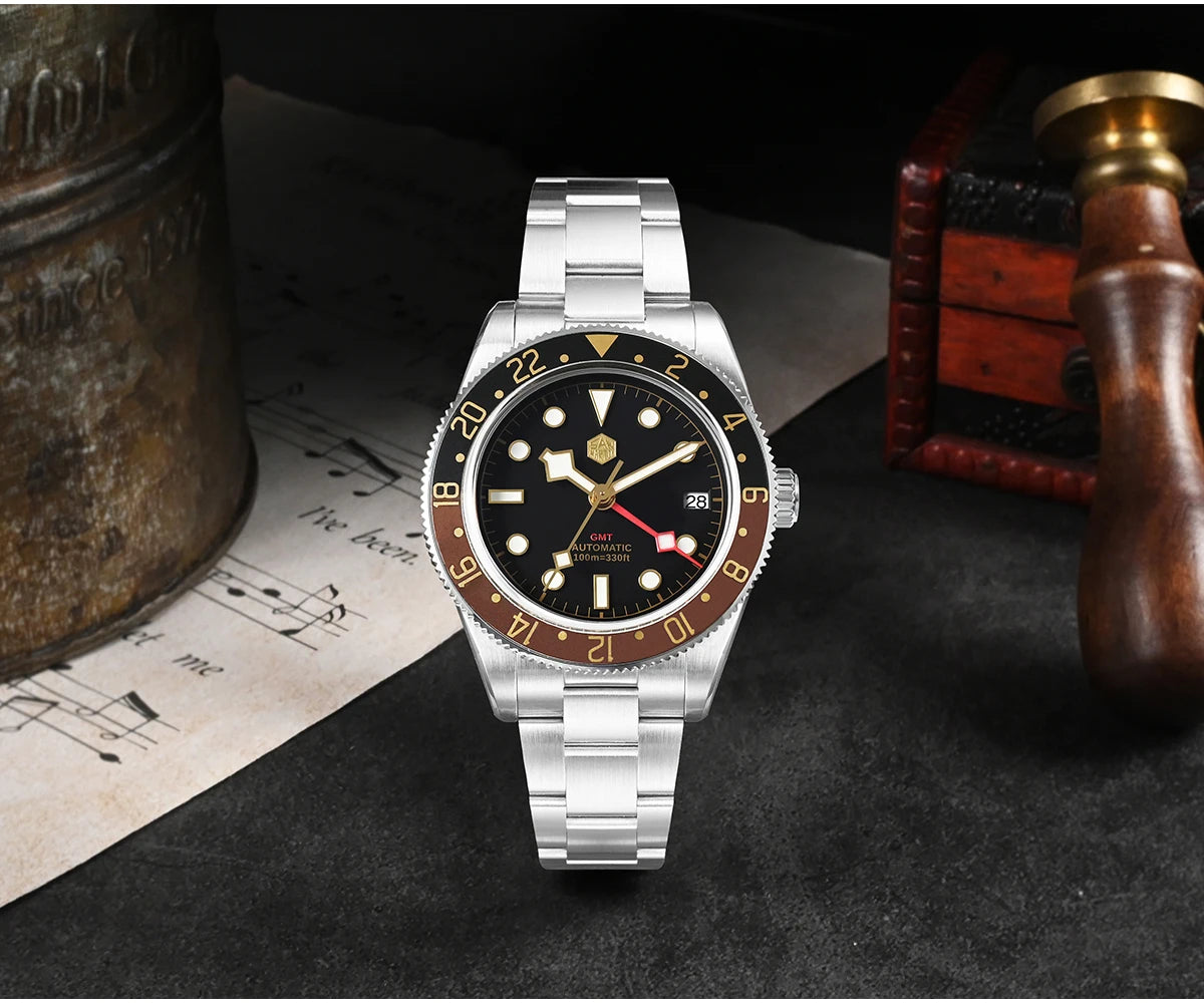 San Martin SN0109 GMT Lifestyle 1