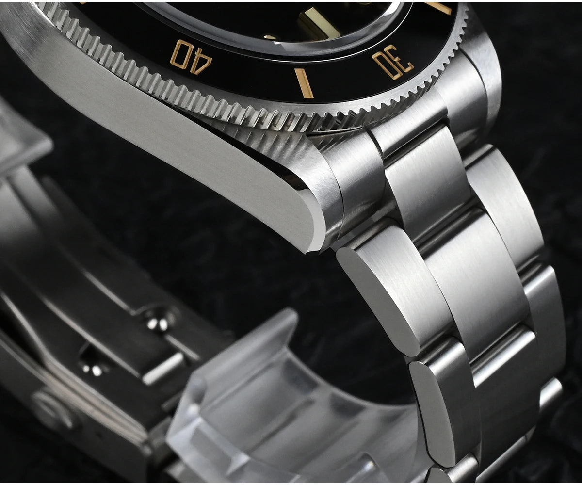 San Martin BB58 - Lünette Detail