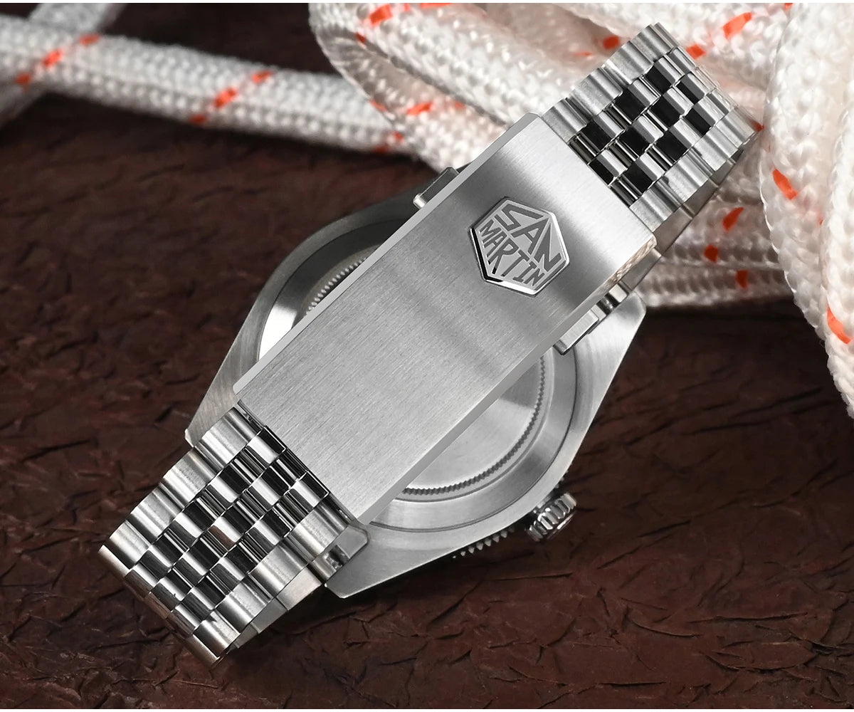 San Martin SN0128 BB Taucheruhr Schliesse Detail
