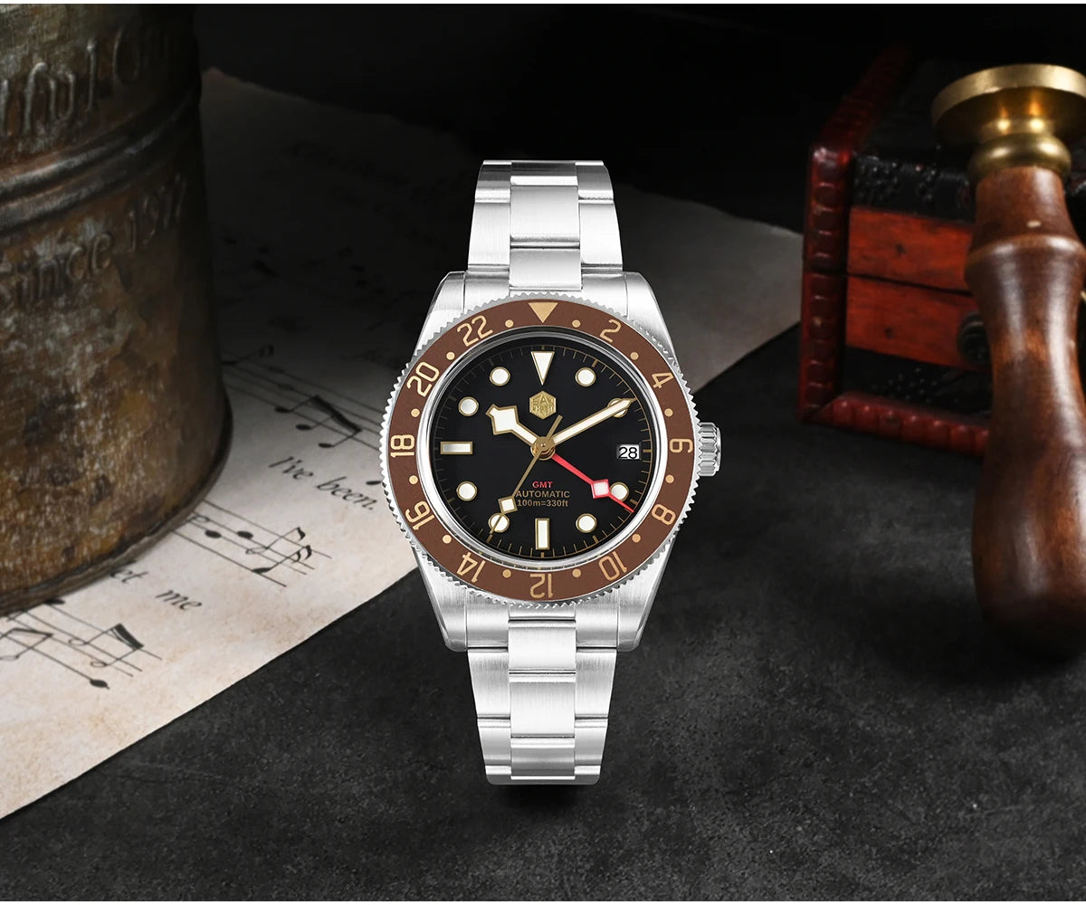 San Martin SN0109 GMT Lifestyle 3