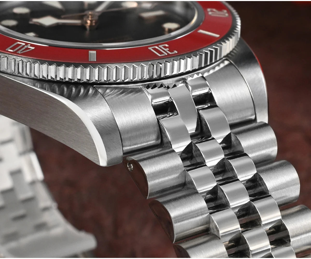 San Martin SN0128 BB Taucheruhr Armband Detail