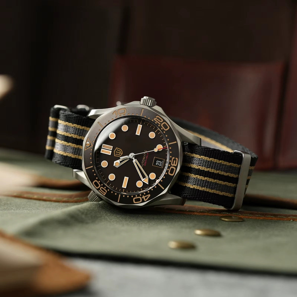 Watchdives Taucheruhr Titan